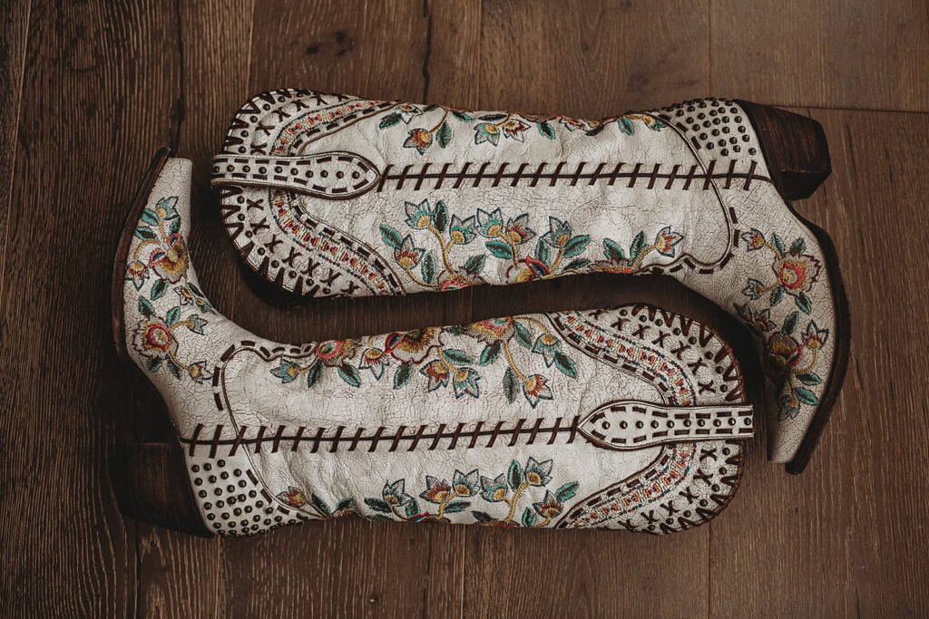 Maryland wedding photographer captures cowboy boots with embroidery on it