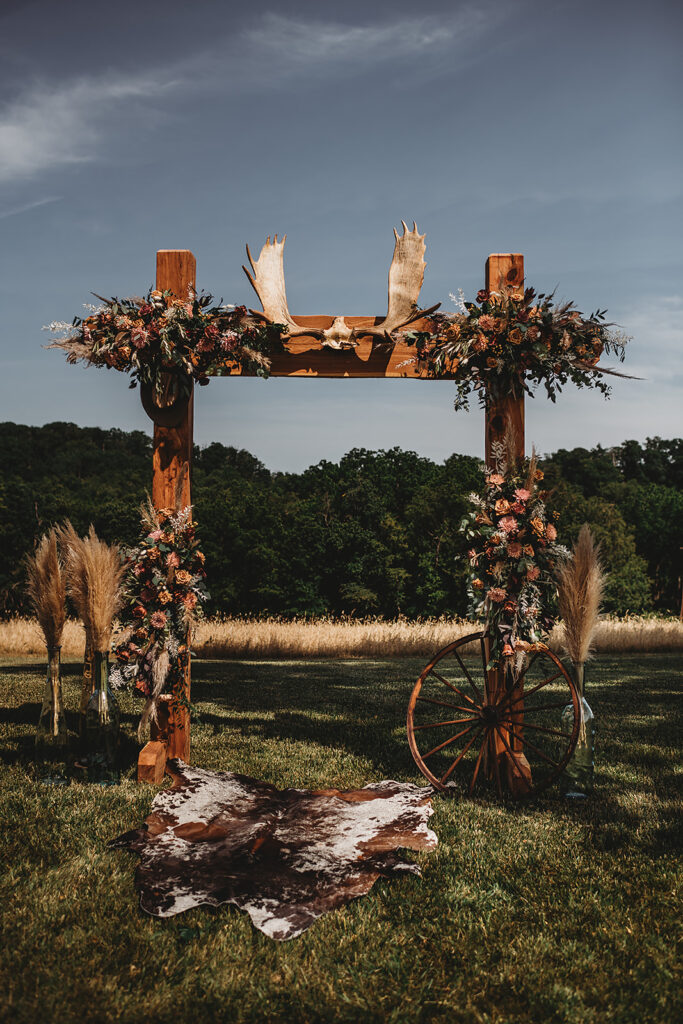 Maryland wedding photographer captures wedding alter