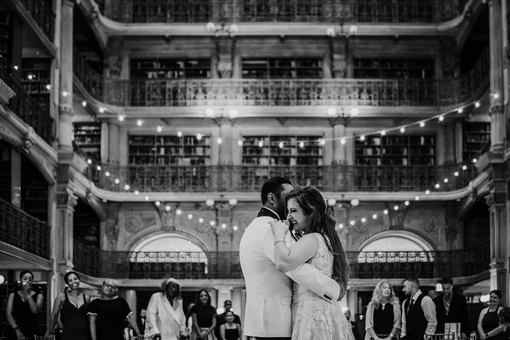 Baltimore wedding photographer captures first dance between bride and groom 