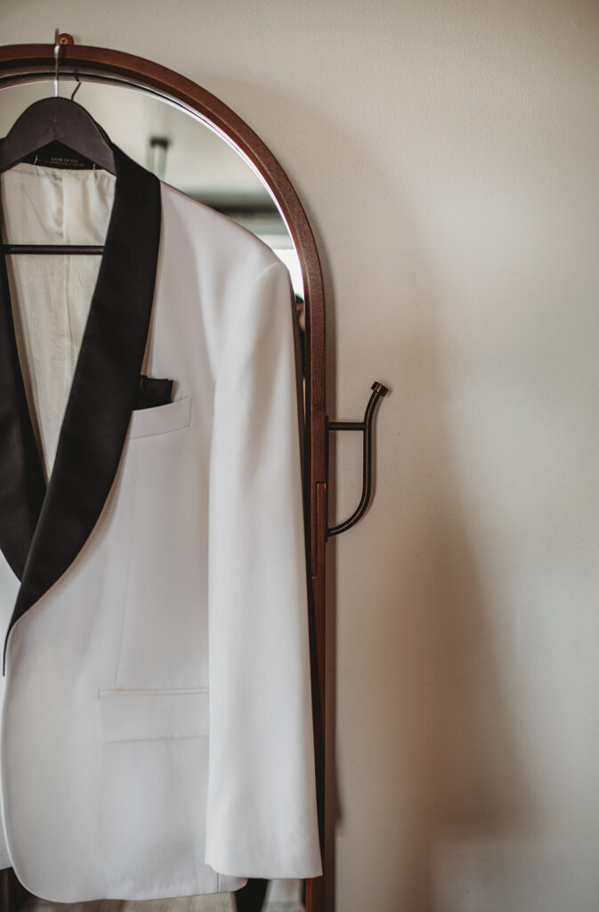 Baltimore wedding photographer captures details of groom jacket