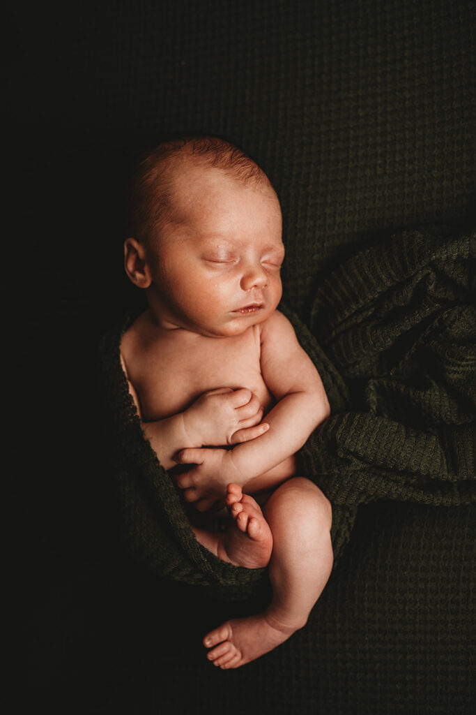 Baltimore photographers capture baby in blanket 